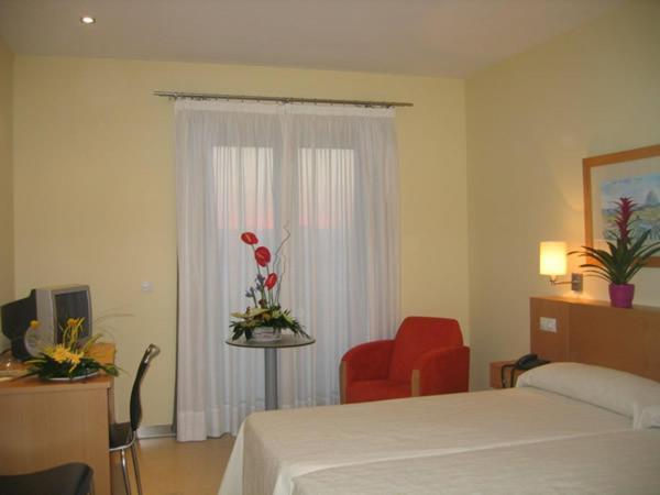 Hotel Sg Bullas Chambre photo